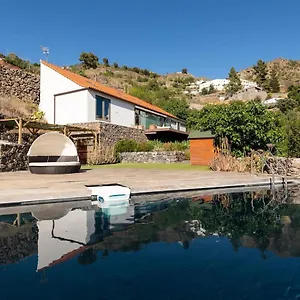 Chalet En El Corazon De La Isla, Tejeda (Gran Canaria)